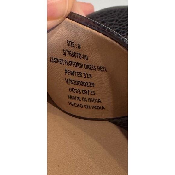 Banana Republic Women's Size 8 Pewter Metallic Leather Platform Heels - Picture 11 of 13